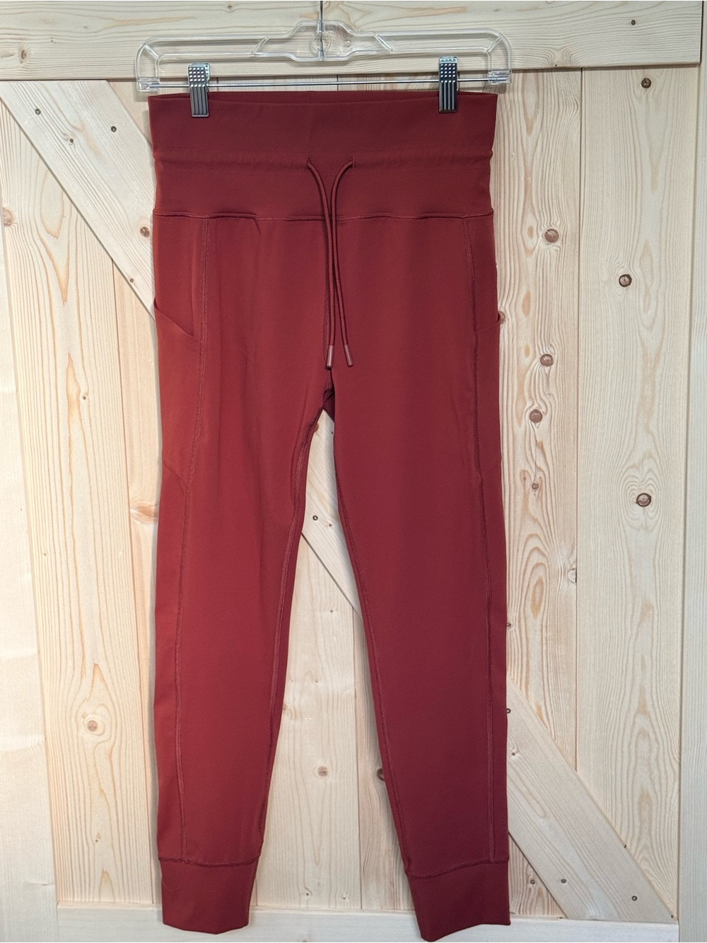 Vuori Women’s Rust Active Leggings - Picture 2 of 9